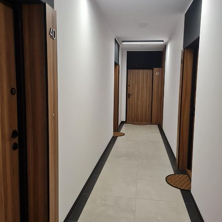 Airport Apartment Warszawa Eksteriør billede