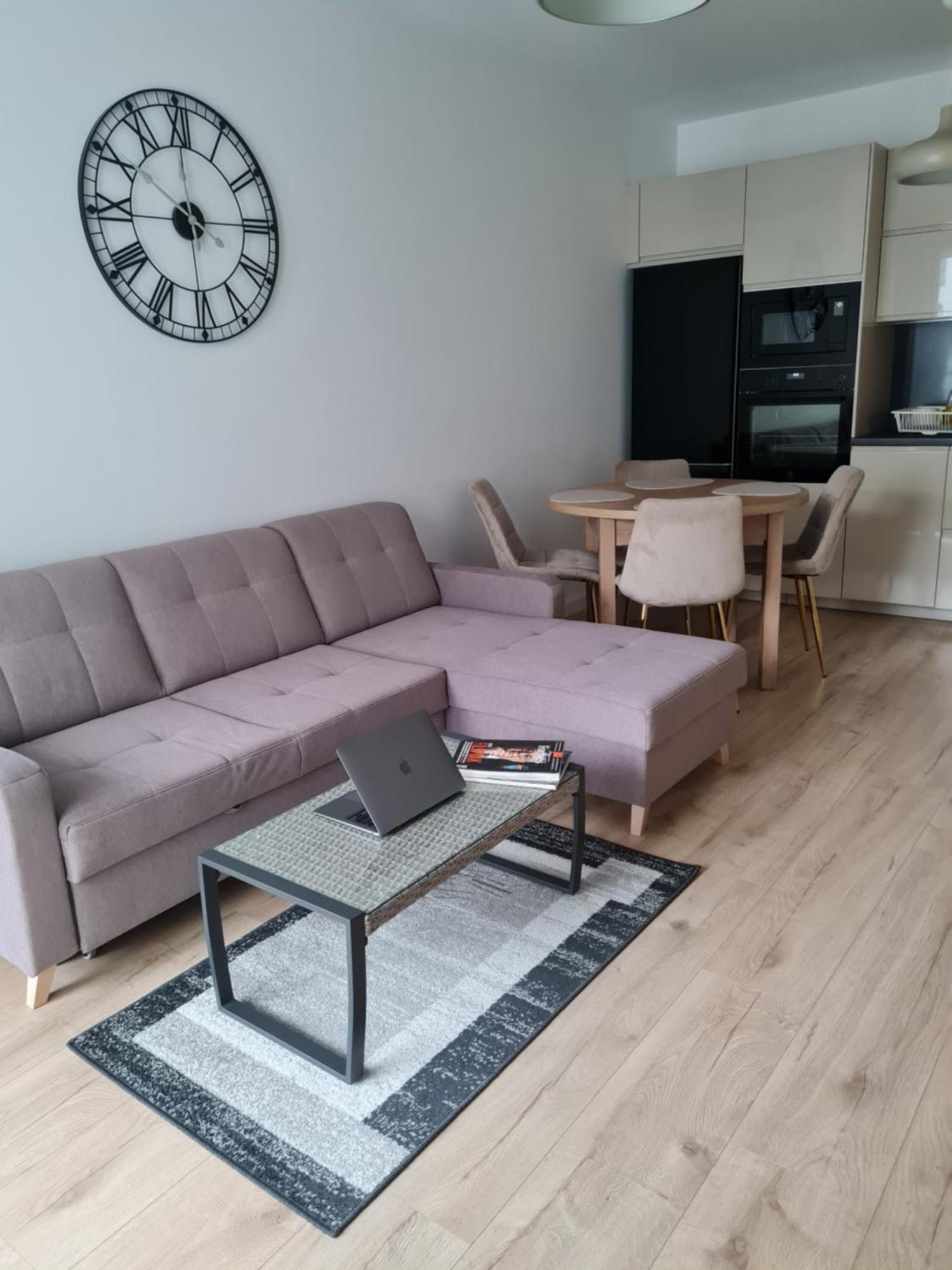 Airport Apartment Warszawa Eksteriør billede